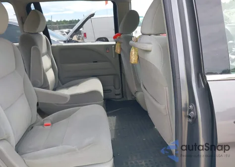 2008 Honda Odyssey Lx z USA, uszkodzony, nr VIN 5FNRL38298B065223